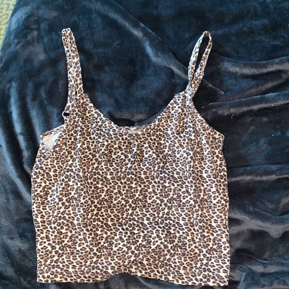 cheetah print crop tank top